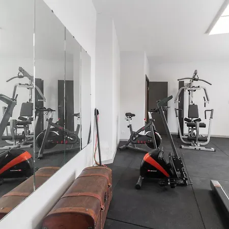 #fer Rever#jacuzzi-salle De Sport Et Musculation Daire